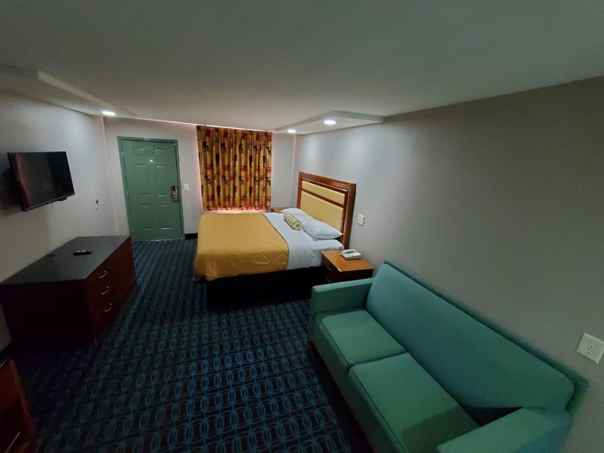 Scottish Inns & Suites Springdale Εξωτερικό φωτογραφία